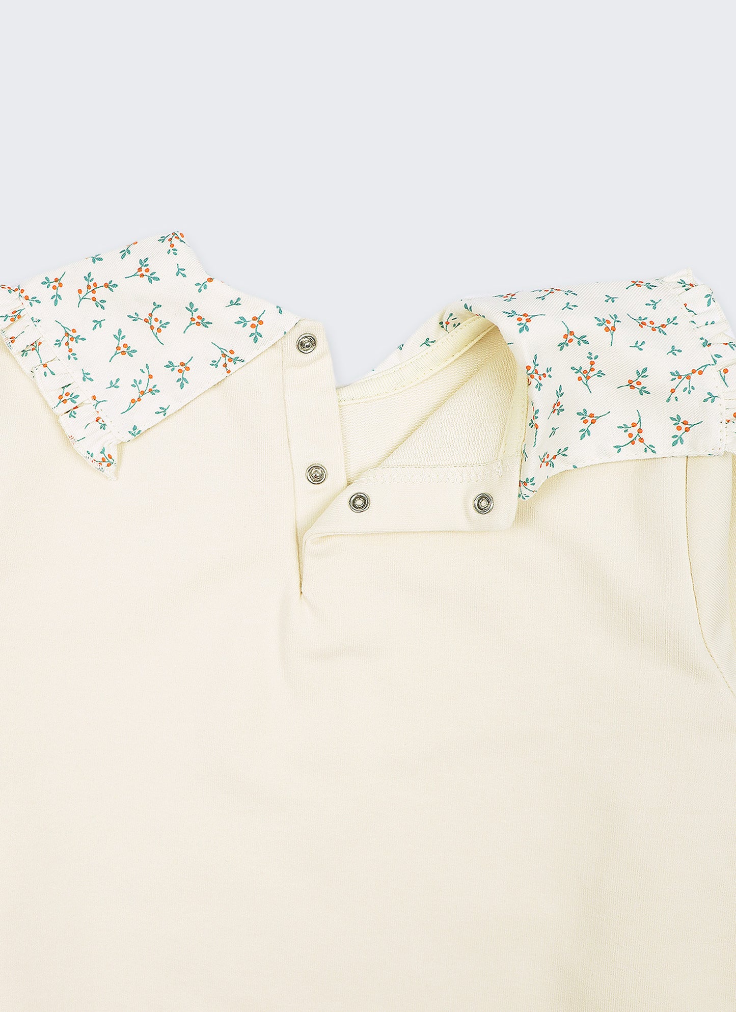 Рокля с яка