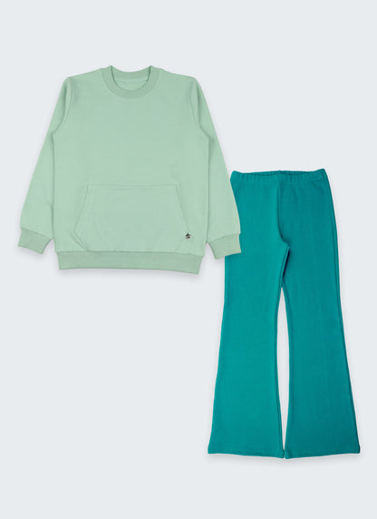 К-т суитшърт + плътен и еластичен клоширан клин