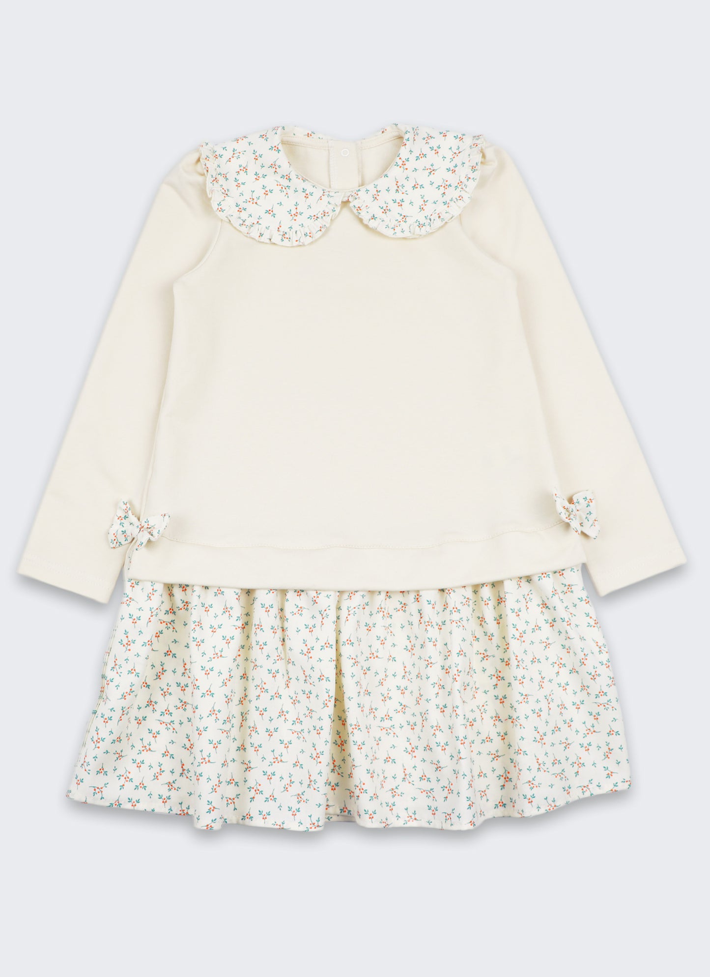 Рокля с яка