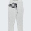 Панталон "Цветни джобове" е модел с ластик на талията и подгъв на крачола с цветен преден, заден джоб и шлиц в цвят светло сив меланж, Zinc момчета 2 - 12 години