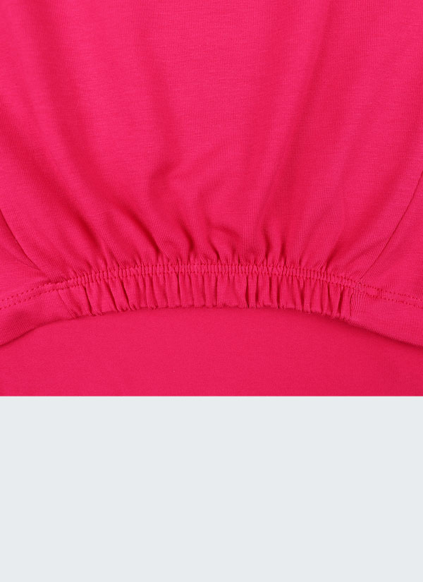Къса блуза с ленти Zinc е модел с къси ракави и лента Zinc на тях. Удължена е в задната част и по-къса отпред, като в средата е набрана с ластик в цвят тъмна малина, Снимка отблозо, Момичета 5 - 12 години, Zinc
