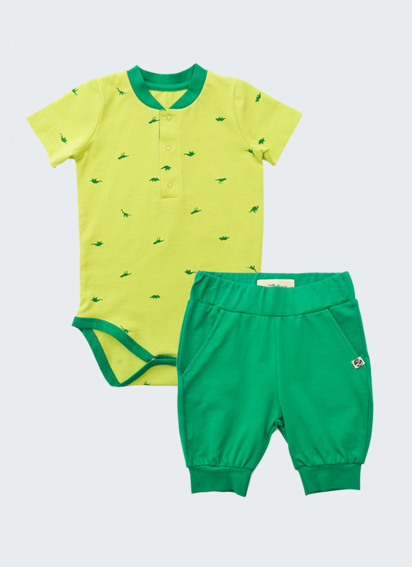 К-т боди-риза и бермуди "Динозавър" включва изчистено боди с принт на динозаври и къс панталон със странични джобове. Цвят на боди-риза: жълто-зелен; цвят на бермудите: бг зелен. Момченца, 3 - 18 месеца, Zinc