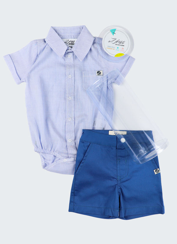К-т боди риза и къс панталон включва боди с яка и джоб и къси панталони с джобове отпред. Ризата е в син цвят на райе, панталонът - в индиго, Момченца 3 - 18 месеца, Zinc