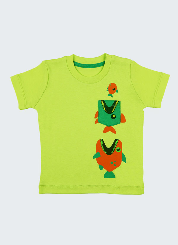 Тениска с джобче "Риби" е класически модел с джоб и принт с рибки в жълто-зелен цвят, Момчета 6 месеца - 2 години, Zinc