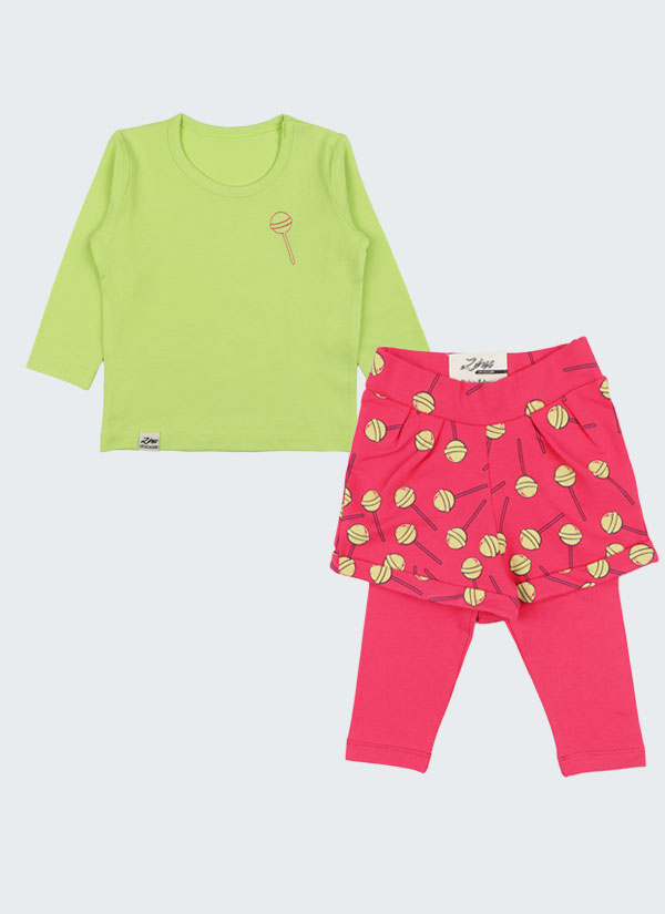 К-т блуза и къс панталон с клин "Летящи близалки" се състои от класическа блуза с малка бродерия близалка в жълто-зелен цвят и къс панталон с широк колан и прикрепен към него клин в цвят диня, Бебета 0 - 2 години, Zinc