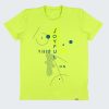 Тениска с геометрични елементи е класическа тениска с принт и надпис "Включи щастливото настроение" в жълто-зелен цвят, Момчета 5 - 12 години, Zinc
