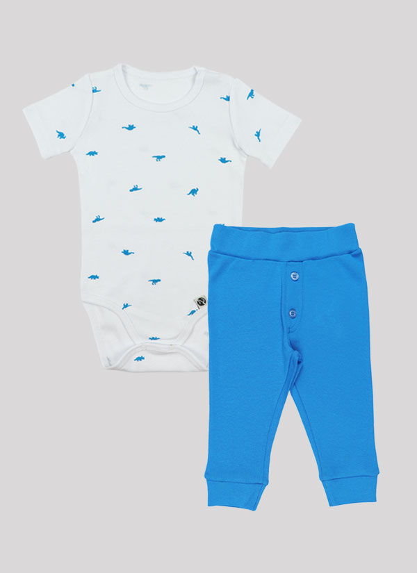 Боди с къс ръкав + панталон с копчета е комплект от класическо боди с къс ръкав в бял цвят с принт на динозаври и панталон от трико с копчета в син цвят, Бебе момче 0 - 2 години, Zinc