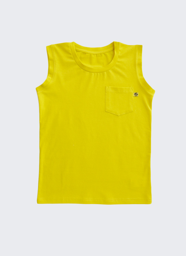 Цветен комплект "Лято" се състои от тениска с разделена предна част на три цветни блока в светла мента, тъмен електрик и горчица, тениска без ръкави с джоб в силно жълт цвят и класически къс панталон в цвят тъмен електрик, Момчета 4 - 12 години, Zinc