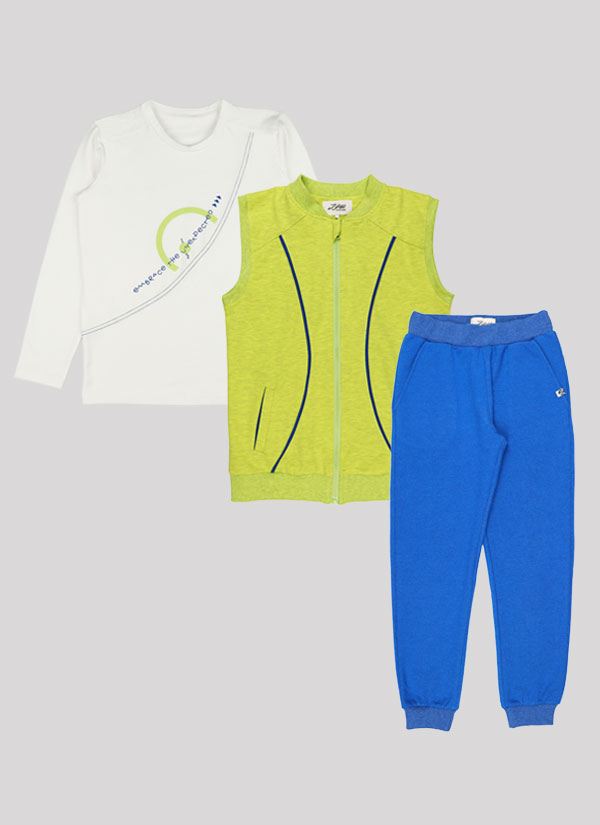 К-т блуза, елек и долнище е комплект от блуза с принт в цвят екрю, класически елек с цветен кант в жълто зелен цвеят и класическо долнище с два странични джоба в цвят сакс меланж, Момчета 5 - 12 години, Zinc