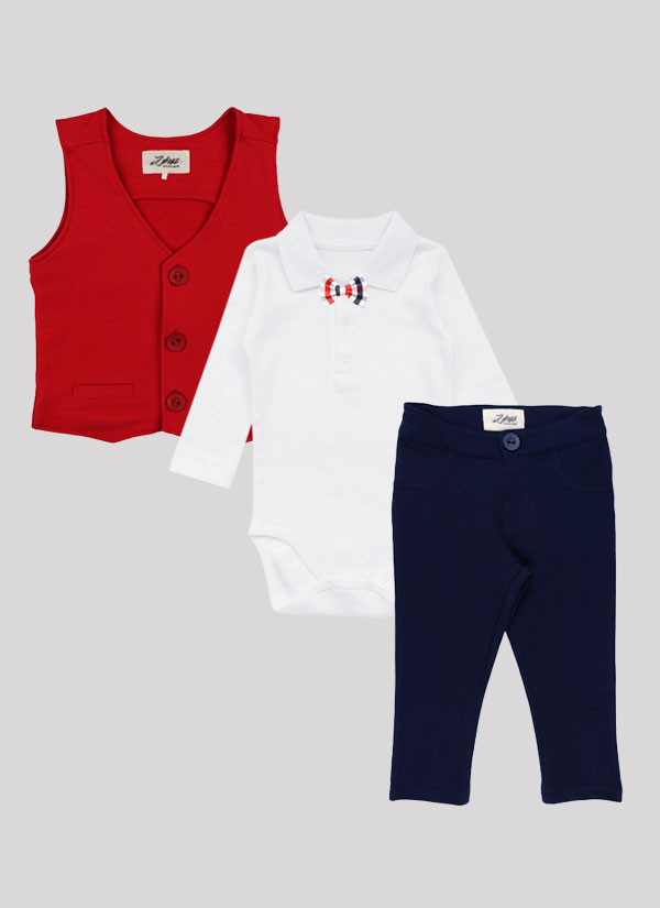 Елегантен бебешки комплект включва елегантно елече с имитация на джоб в червен цвят, бяла боди-риза с дълъг ръкав със зашита папийонка на каре и елегантен панталон от трико в тъмно син цвят, Момчета 6 месеца - 2 години, Zinc