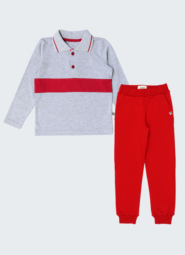 Риза с цветна лента и долнище е комплект от риза тип поло с дълъг ръкав и цветна лента, която минава хоризонтално под шлица. Ризата е сива с червена лента. Долнището е класически модел с италиански джобове и завършва с маншети на крачолите в червен цвят, Момчета 2 - 5 години, Zinc